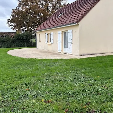 Pavillon En Campagne A 25min Du Mans Et Du Circuit Et 10 Min Autoroute